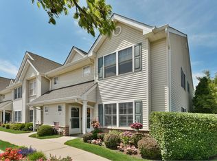 173 Morley Cir, Melville, NY 11747