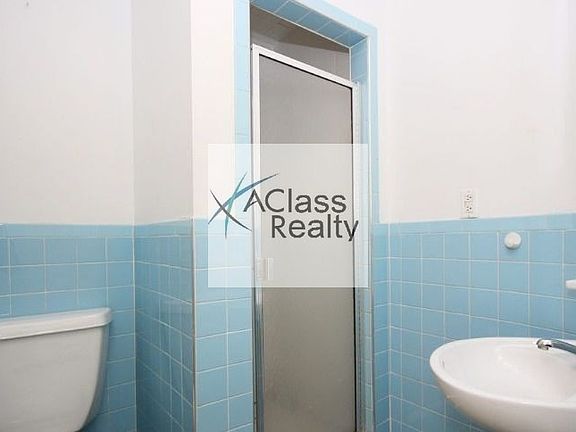 5th image of 3522 Ditmars Blvd #2F
