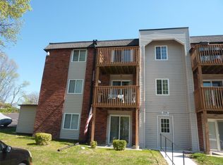 2745 Westphalia Ct APT E, Saint Louis, MO 63129