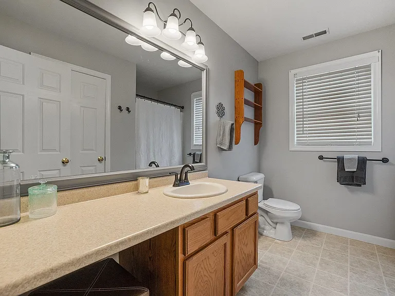 131 Forest Hill Way — Photo 28