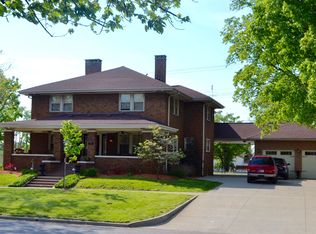 1002 E Main St, Petersburg, IN 47567