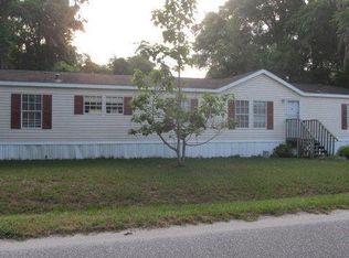 210 Hautala Dr, Brunswick, GA 31525