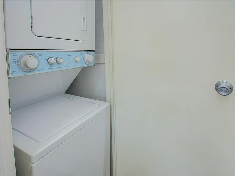 2750 Holly Hall St #1315 — Photo 36