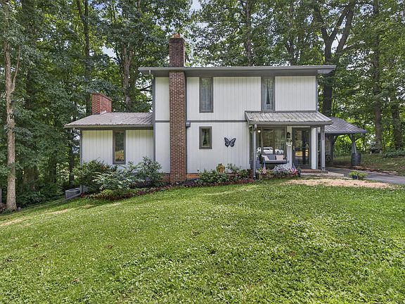 2nd image of 18424 Cashmere Ct