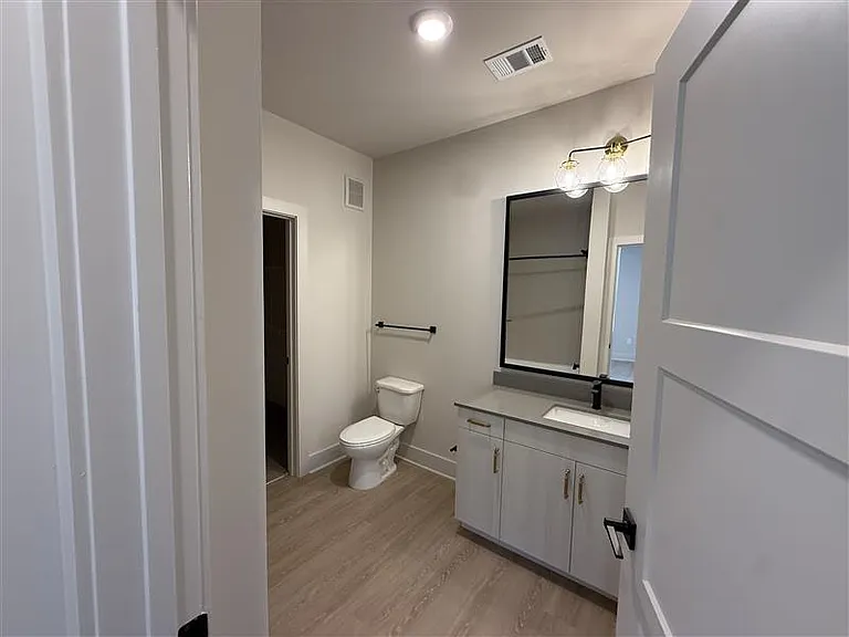 District on the Etowah Apartments — Photo 885