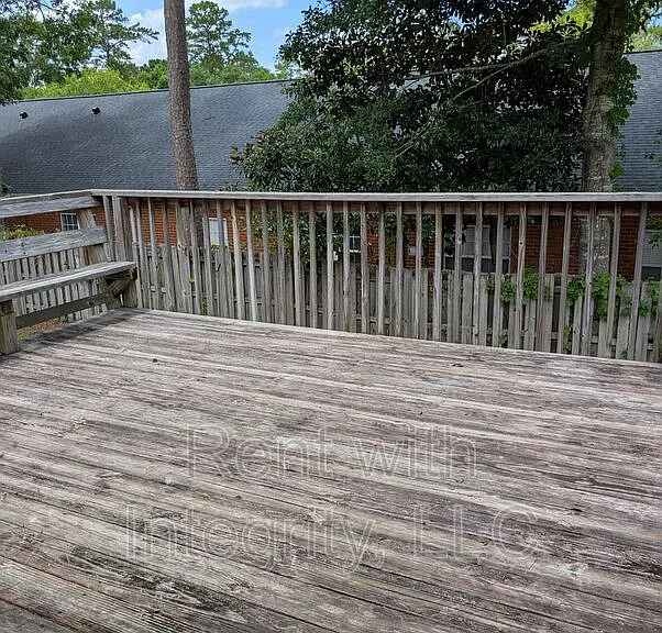 156C Locke St — Photo 2