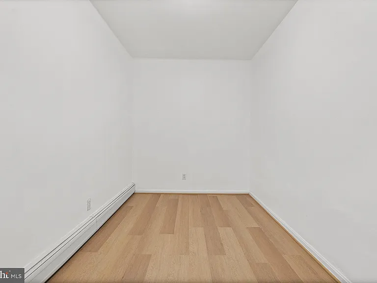 1653 N Smallwood St — Photo 13