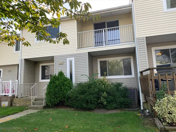 407 Willow Rd E #2, Staten Island, NY 10314