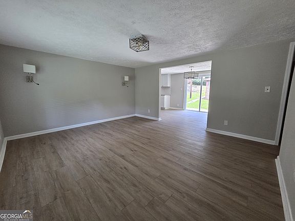 4th image of 3971 Buchanan Hwy
