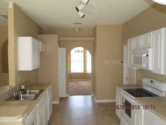 4th image of 1618 Stanley Ave
