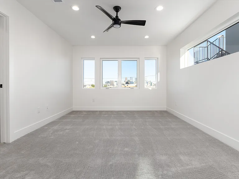 2088 Eliot St — Photo 18