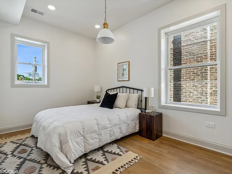 2941 N Lawndale Ave #2 — Photo 9