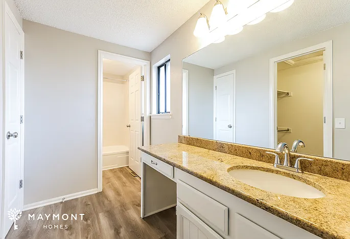 17273 E Kenyon Dr — Photo 14