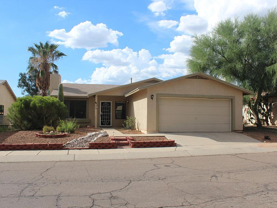 1st image of 9831 N Camino Vado