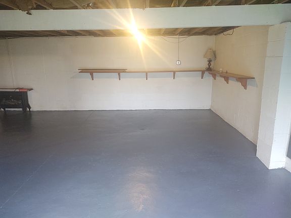 2nd image of 209 Forest Dr