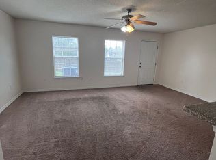 211 Johnson Ct, Crestview, FL 32536