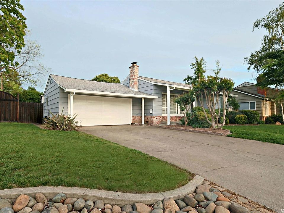 1st image of 2708 Butano Dr