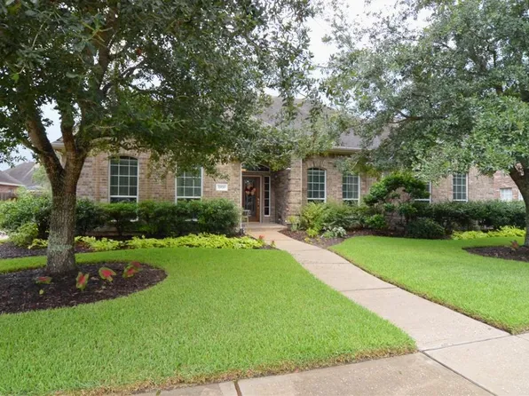 2870 Love Ln, Friendswood, TX 77546