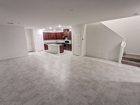5th image of 3291 Pergusa Dr