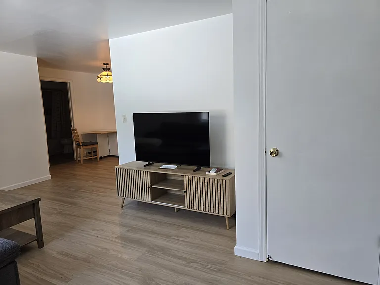 Dove Dr — Photo 11
