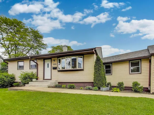 1086 E Thacker St, Des Plaines, IL 60016