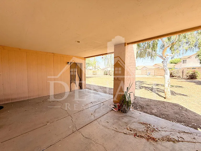 1274 W Sparrow Ct — Photo 31