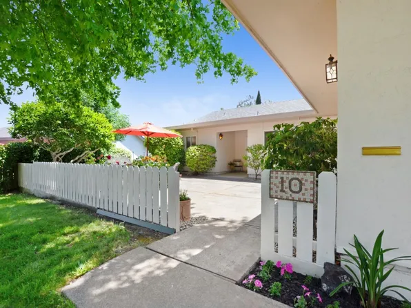 10 Temelec Circle, Sonoma, CA 95476