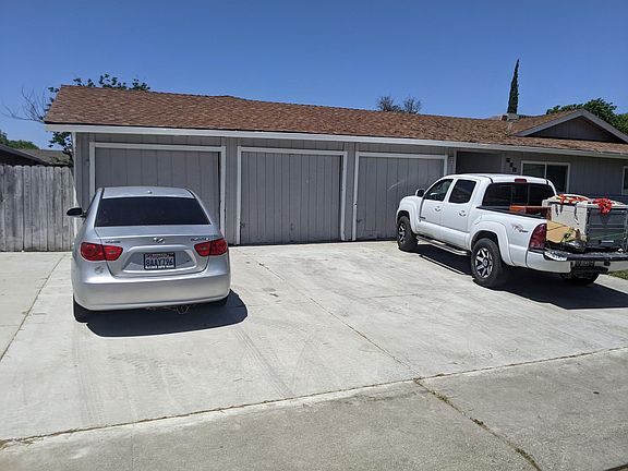 2nd image of 11 E Iris Ave