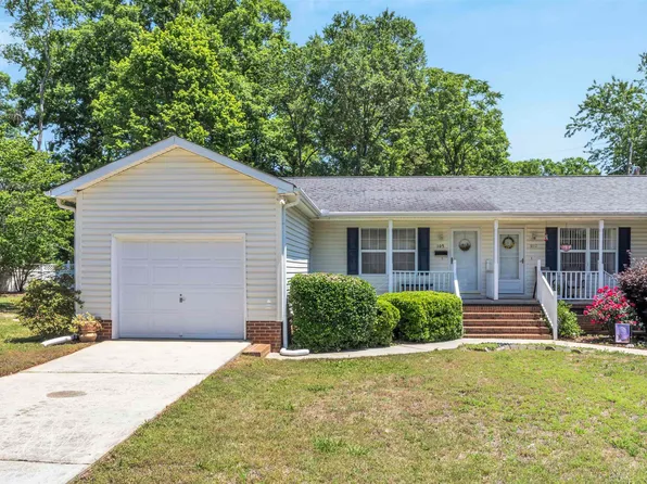 105 Old Keith Ct, Mauldin, SC 29662