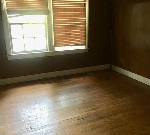 Hard woods floors