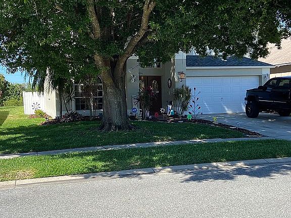 4th image of 4405 Andover Cay Blvd