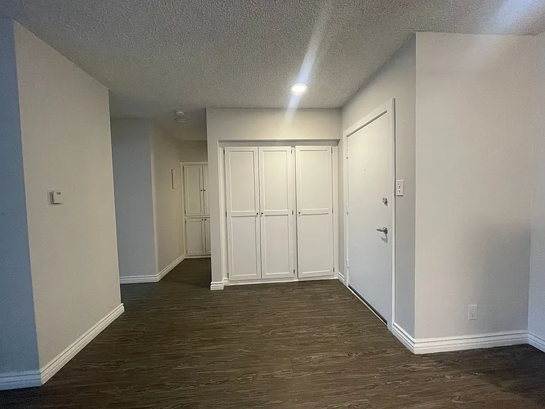 1595 E. Chevy Chase Drive — Photo 3