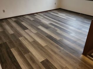 280 Hyatt Ave, Campbell, OH 44405