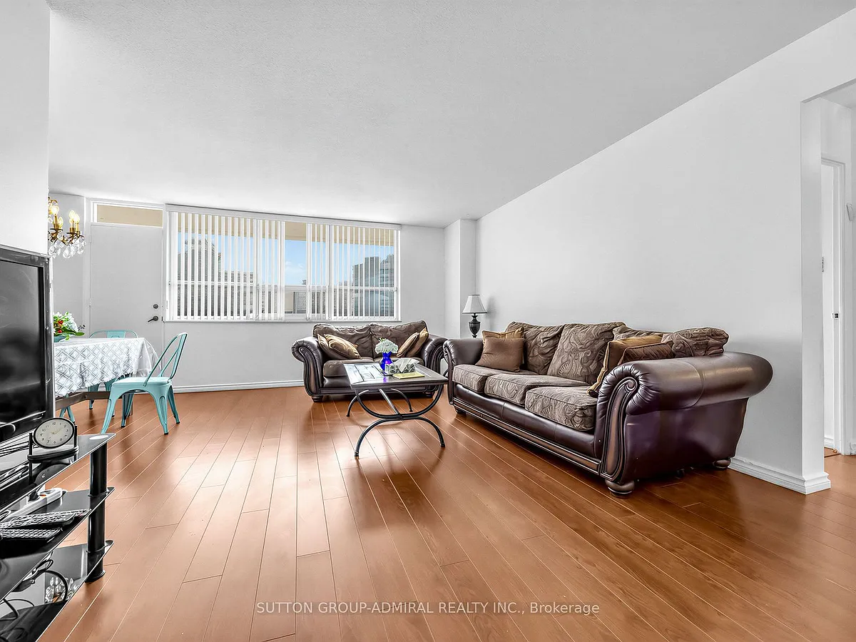 Building Photo - 130 Neptune Dr #505