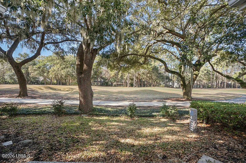 3 bed, 2.5 bath, 2733 sqft, $3,300 — Photo 3