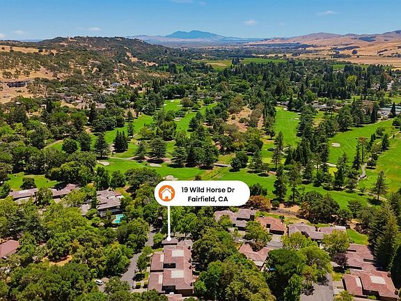 4th image of 19 Wild Horse Drive
