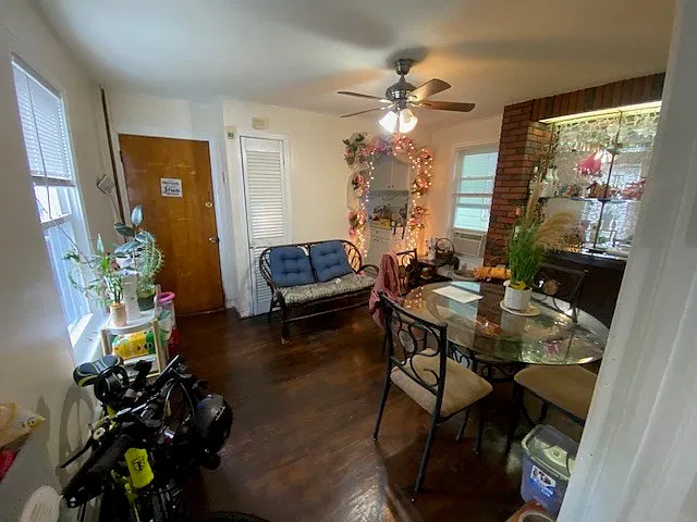 2 bed, 1.0 bath, 800 sqft, $2,800 — Photo 2