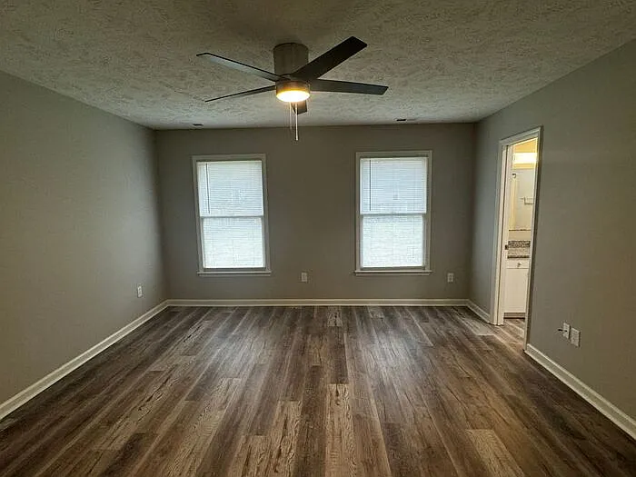 112 Thornbird Dr — Photo 18