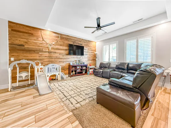 103 W Harvest Ln, Washington, UT 84780