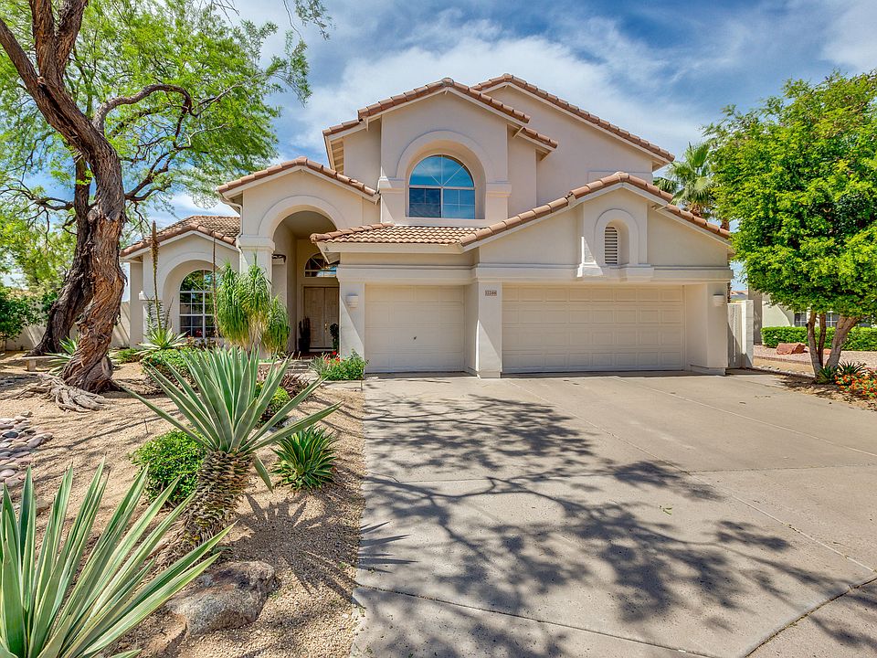 1st image of 11288 N 130th Way