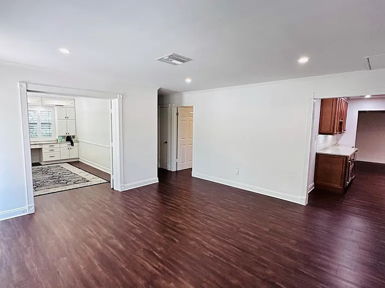 1056 Milano Dr — Photo 4