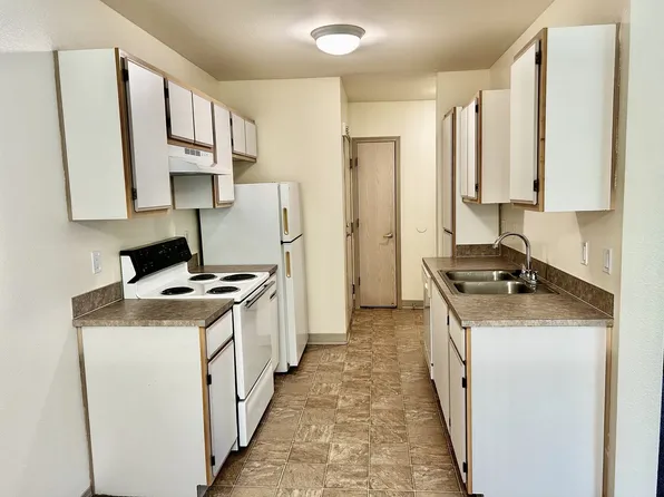 Willamette Grove Apartments, 1802 N Pine St #109-F300, Canby, OR 97013