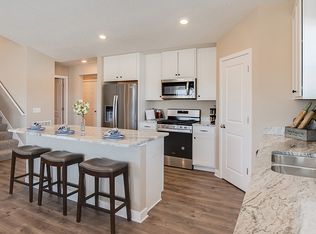 1631 Astoria Dr, Shakopee, MN 55379