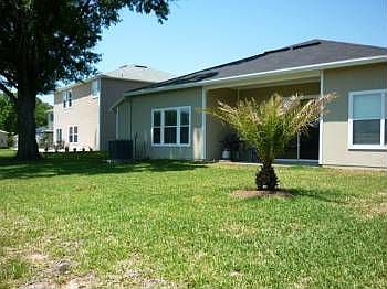3rd image of 2743 Woodsdale Dr