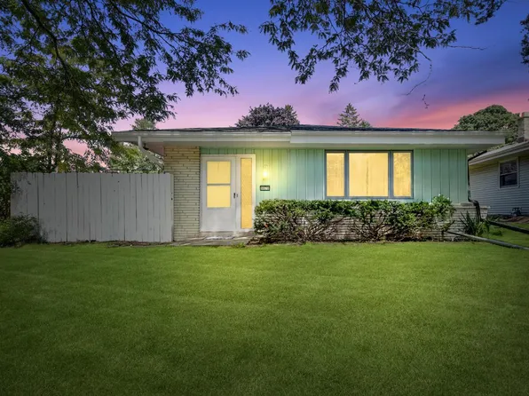 9070 West Cold Spring ROAD, Greenfield, WI 53228