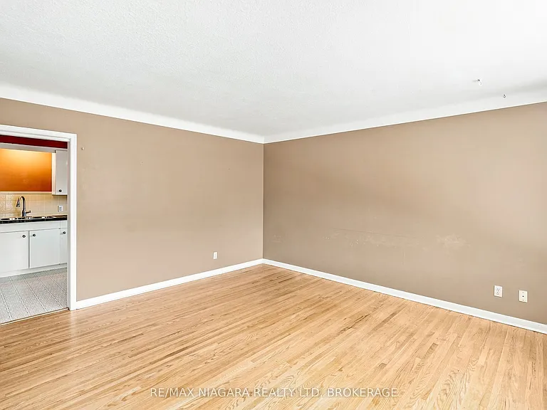 6521 Caledonia St — Photo 6
