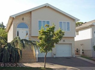 559 Jefferson St, Carlstadt, NJ 07072