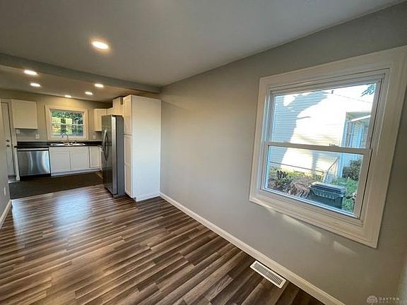 5th image of 2941 Acosta St