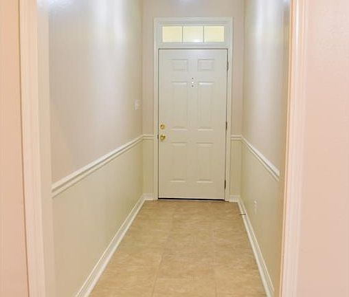 4th image of 7632 Mary Anne Cir