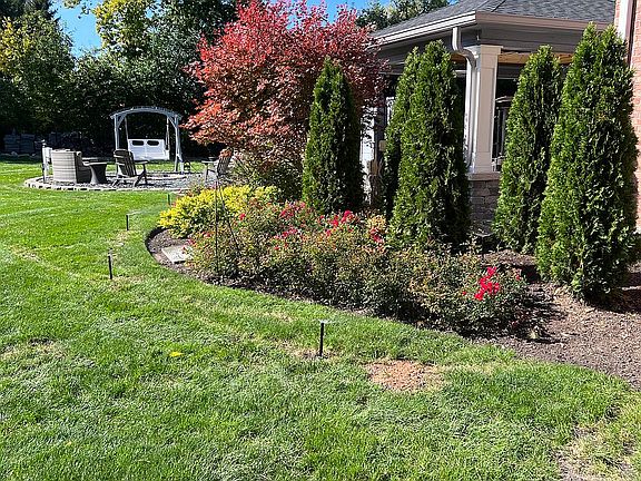 4th image of 11 Mulberry Dr